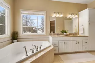 3700 Oakharbor St, Kalamazoo, MI 49009 - Photo 23