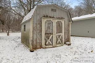 2110 Worden St, Lansing, MI 48910 - Photo 37