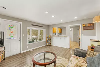 4305 Keller Street, Norton Shores, MI 49441 - Photo 9