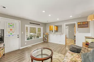 4305 Keller St, Norton Shores, MI 49441 - Photo 9