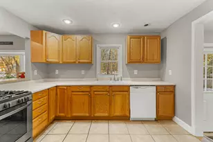 4305 Keller St, Norton Shores, MI 49441 - Photo 5