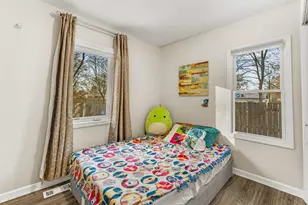 4305 Keller St, Norton Shores, MI 49441 - Photo 17