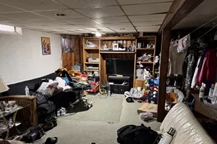 9922 Yorkshire Rd, Detroit, MI 48224 - Photo 11