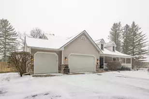 47178 Woodfield Dr, Mattawan, MI 49071 - Photo 3