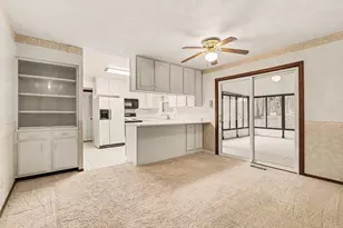 6528 Owen Dr, Kalamazoo, MI 49009 - Photo 5