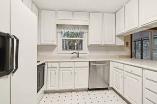 6528 Owen Dr, Kalamazoo, MI 49009 - Photo 7