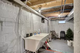 509 E Filer St, Ludington, MI 49431 - Photo 19