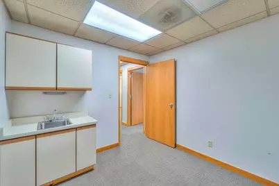 900 E Michigan Avenue #104, Jackson, MI 49201 - Photo 29