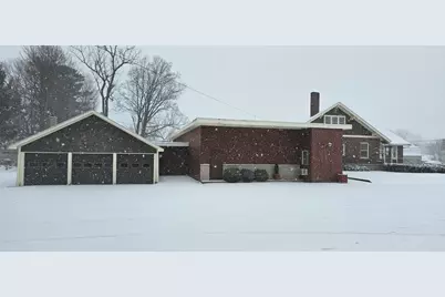 208 W Main Street, Gobles, MI 49055 - Photo 5
