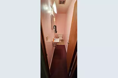 208 W Main Street, Gobles, MI 49055 - Photo 11