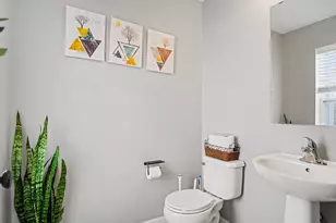 6694 Dutton Trail Dr SE, Caledonia, MI 49316 - Photo 11