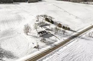 9481 W Pine Lake Rd, Delton, MI 49046 - Photo 43