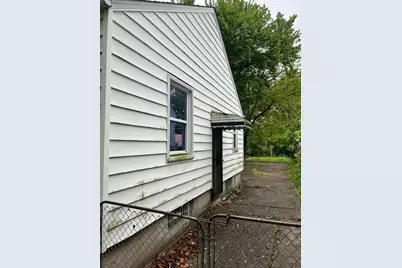 8627 Stout Street, Detroit, MI 48228 - Photo 3