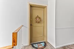 38250 Fairway Ct, Clinton, MI 48038 - Photo 3