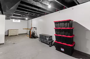 526 Mill St, Lincoln Park, MI 48146 - Photo 23