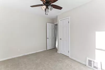 526 Mill Street, Lincoln Park, MI 48146 - Photo 13