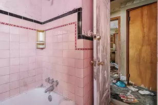 11091 Wilshire Dr, Detroit, MI 48213 - Photo 7