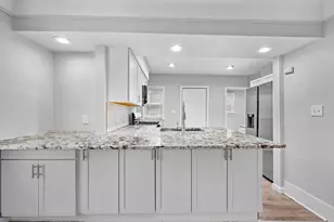 419 W Twelve Mile Rd, Royal Oak, MI 48073 - Photo 23