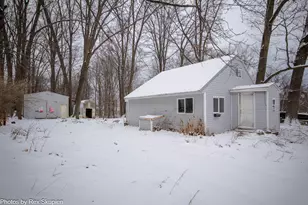 10021 S Mason Dr, Grant, MI 49327 - Photo 1