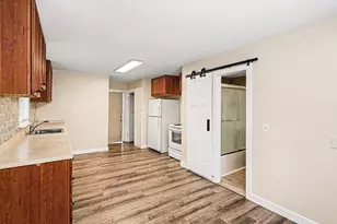 903 Southworth Terrace, Kalamazoo, MI 49048 - Photo 7