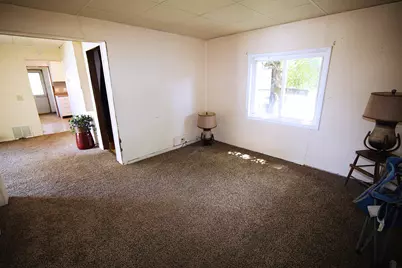 406 Spring Street, Three Rivers, MI 49093 - Photo 11