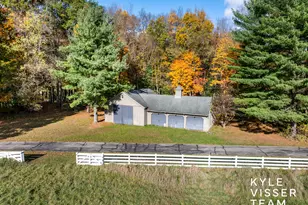10479 Braska Dr SE, Middleville, MI 49333 - Photo 81