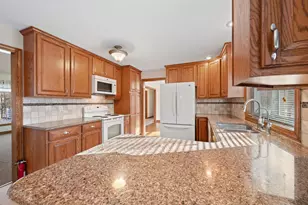 3285 Mineral Springs Trail, Mount Pleasant, MI 48858 - Photo 15
