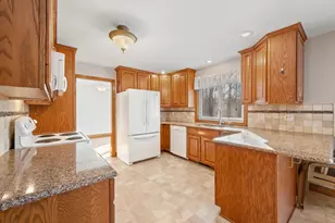 3285 Mineral Springs Trail, Mount Pleasant, MI 48858 - Photo 17