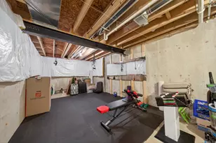 1510 Andover Cir, Commerce Township, MI 48390 - Photo 25