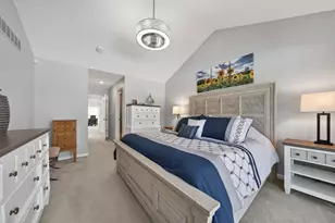 1510 Andover Cir, Commerce Township, MI 48390 - Photo 11