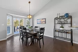 1510 Andover Cir, Commerce Township, MI 48390 - Photo 5