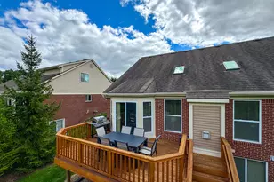 1510 Andover Cir, Commerce Township, MI 48390 - Photo 35