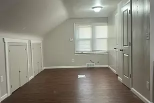 264 George St, Trenton, MI 48183 - Photo 9