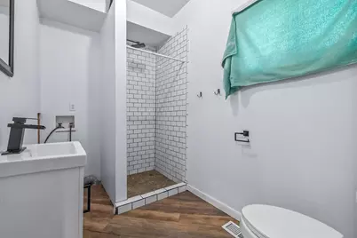 36 E South Street, Hillsdale, MI 49242 - Photo 11