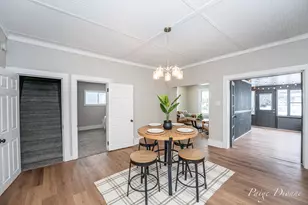 32 W Main Ave, Zeeland, MI 49464 - Photo 9