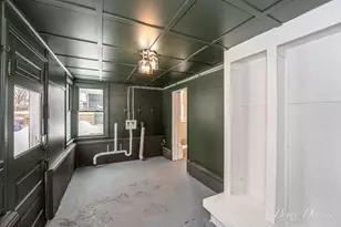 32 W Main Ave, Zeeland, MI 49464 - Photo 27