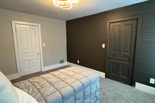 32 W Main Ave, Zeeland, MI 49464 - Photo 25