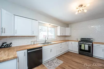 32 W Main Avenue, Zeeland, MI 49464 - Photo 13