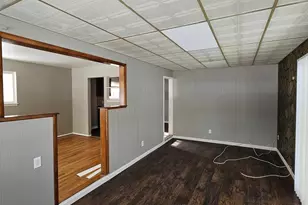 2458 River Dr, Lincoln Park, MI 48146 - Photo 7