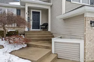 3695 S Falling Leaf Dr SE, Grand Rapids, MI 49512 - Photo 3