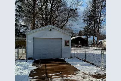 121 N 21st Street N, Battle Creek, MI 49015 - Photo 3