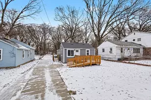 2731 Valk St, Norton Shores, MI 49444 - Photo 13