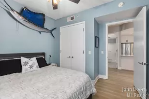 335 Bridge St NW, Grand Rapids, MI 49504 - Photo 17