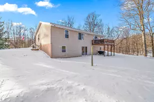 10001 Pioneer Rd, Osseo, MI 49266 - Photo 25