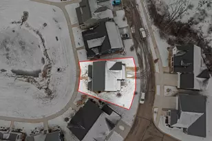 4515 Marie Therese Cir, Pinckney, MI 48169 - Photo 9