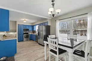 604 Country Club Blvd, Battle Creek, MI 49015 - Photo 9