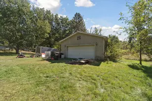 7272 Huff Rd, Bellevue, MI 49021 - Photo 37