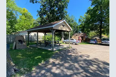 5645 E Grand River Avenue, Howell, MI 48843 - Photo 9