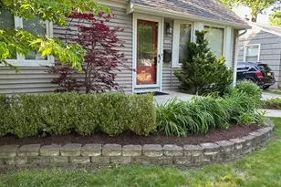 1002 Catalpa Dr, Royal Oak, MI 48067 - Photo 3