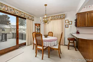 2921 Rosewood St, Hudsonville, MI 49426 - Photo 11